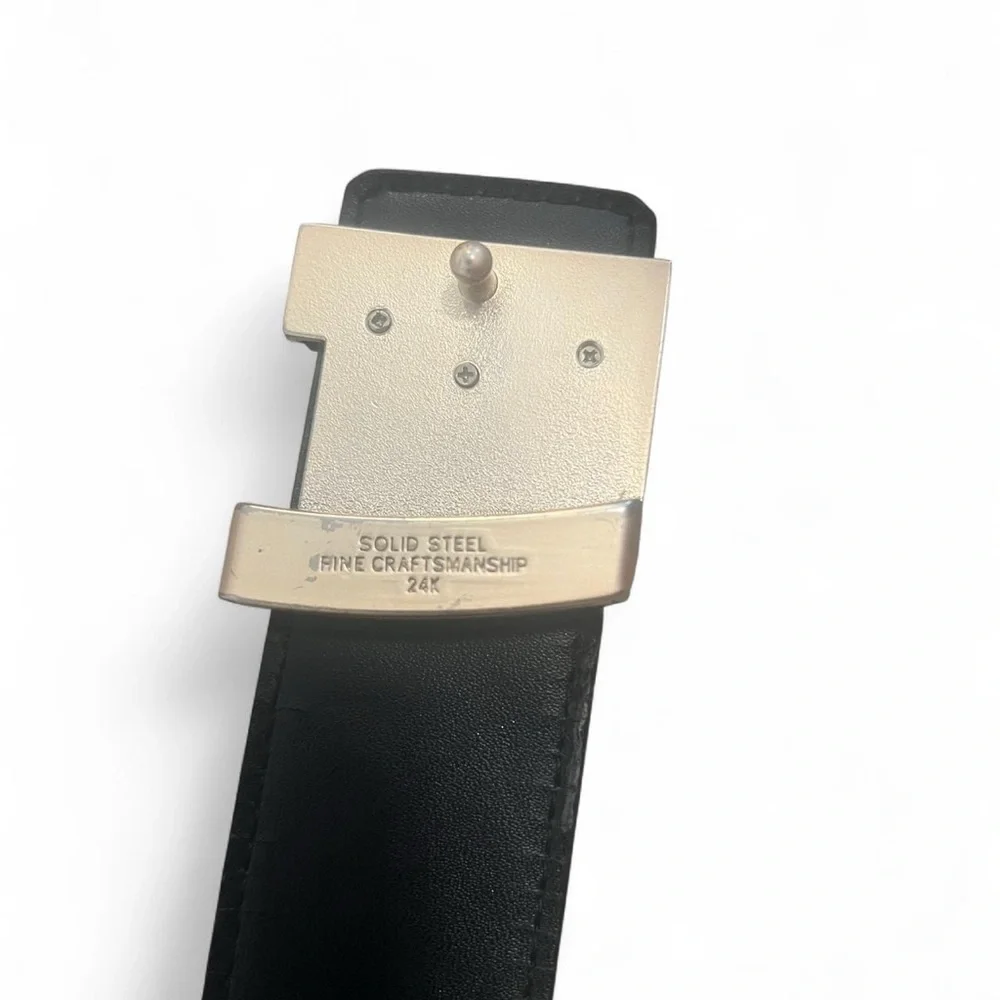 Louis Vuitton Black Belt with Gold Buckle - Picture 3 of 7